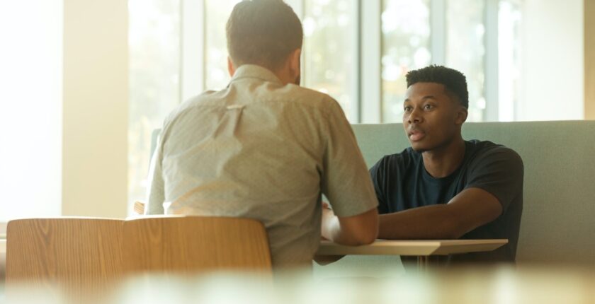 Como Líderes Podem Apoiar a Saúde Mental de Suas Equipes